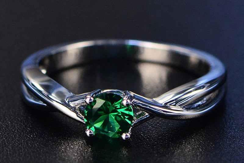 💍 Royal Sapphire Glow Ring