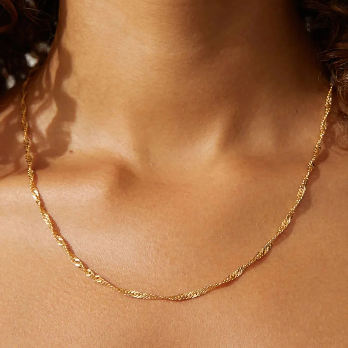 Delicate Gleam Chain