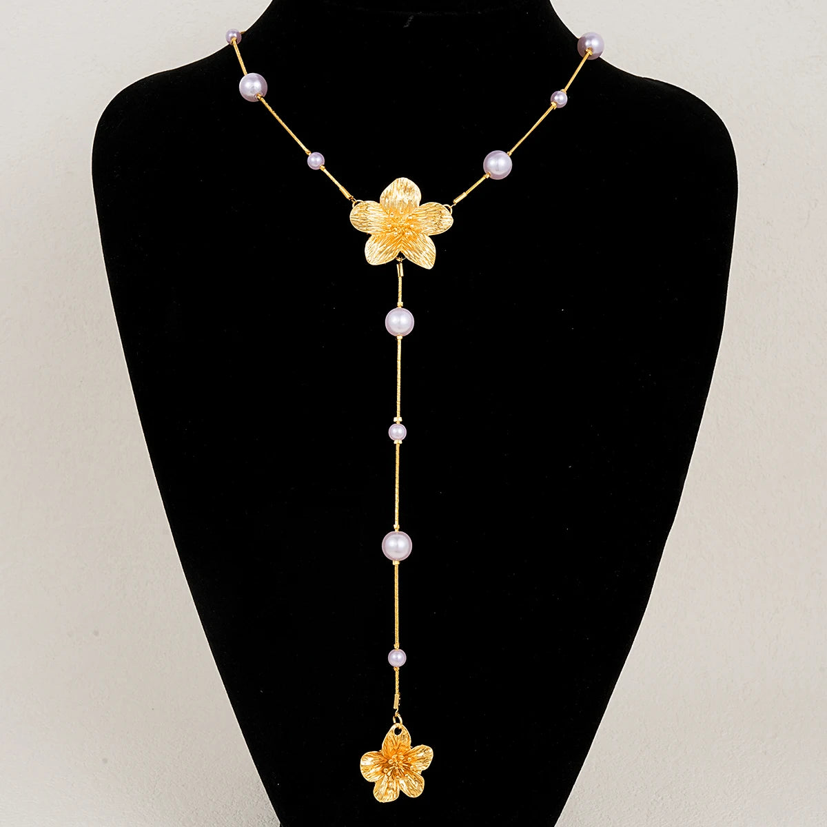 ✨ FloraPearl Elegance Y Necklace