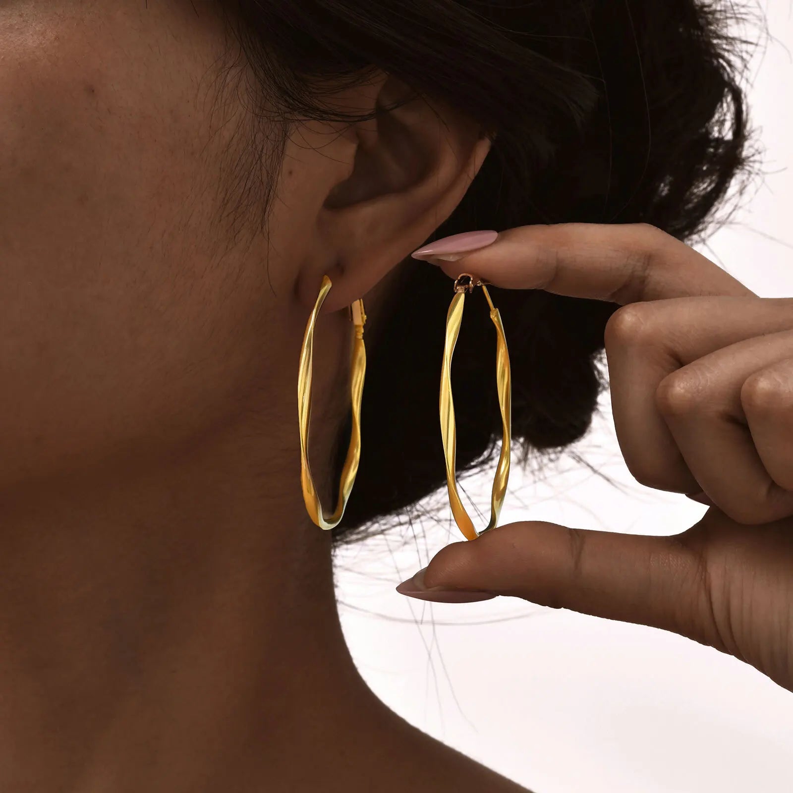 ✨ TwistSilk Mobius Hoops