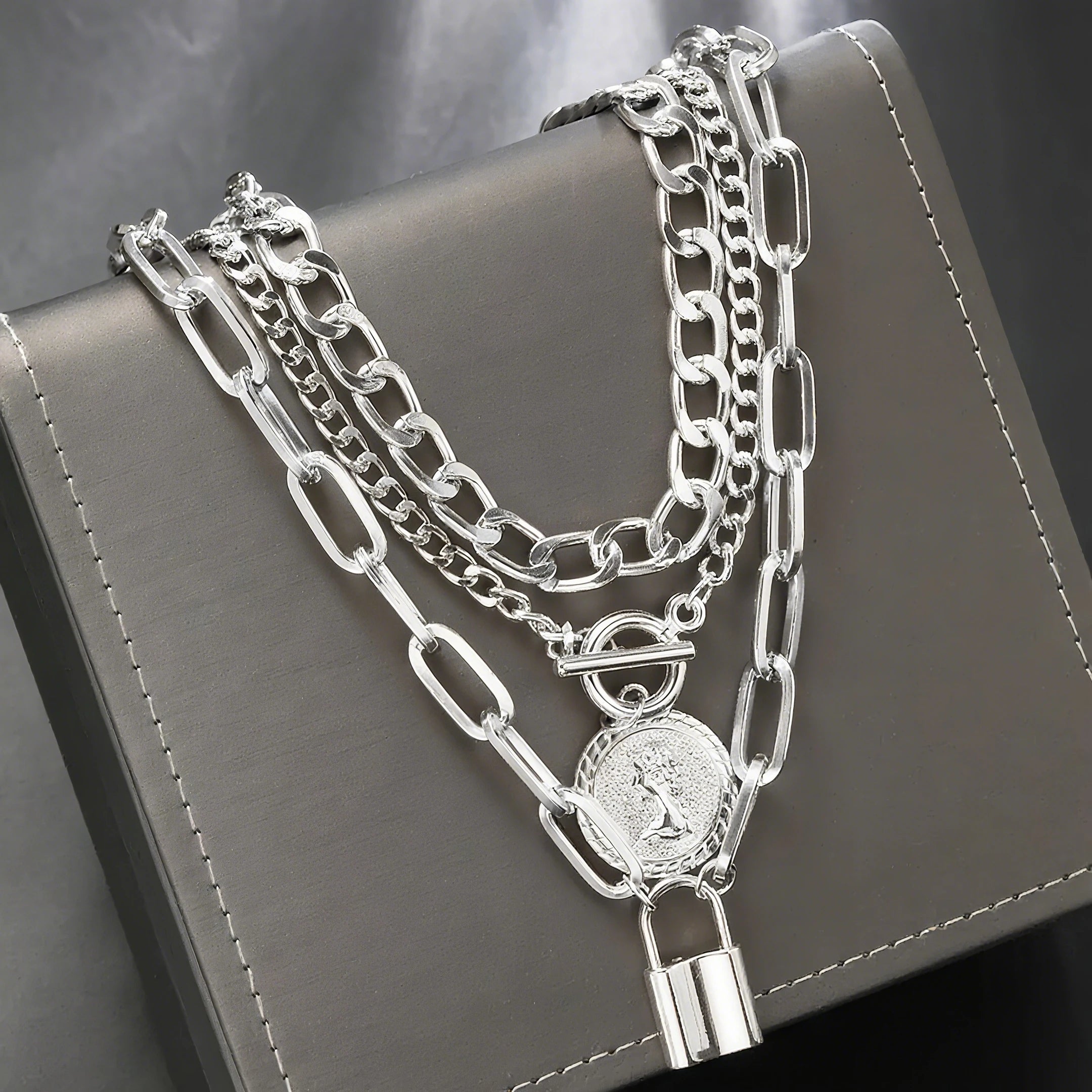 ✨ Punk Luxe Multi-Layer Necklace Trio