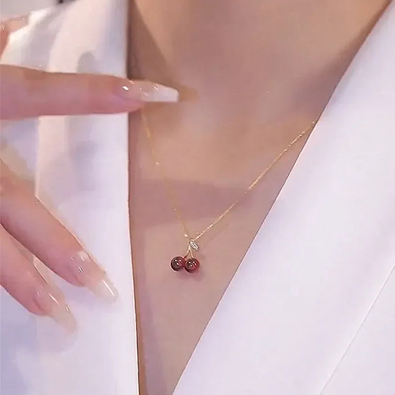 🍒 Golden Berry Bliss Necklace