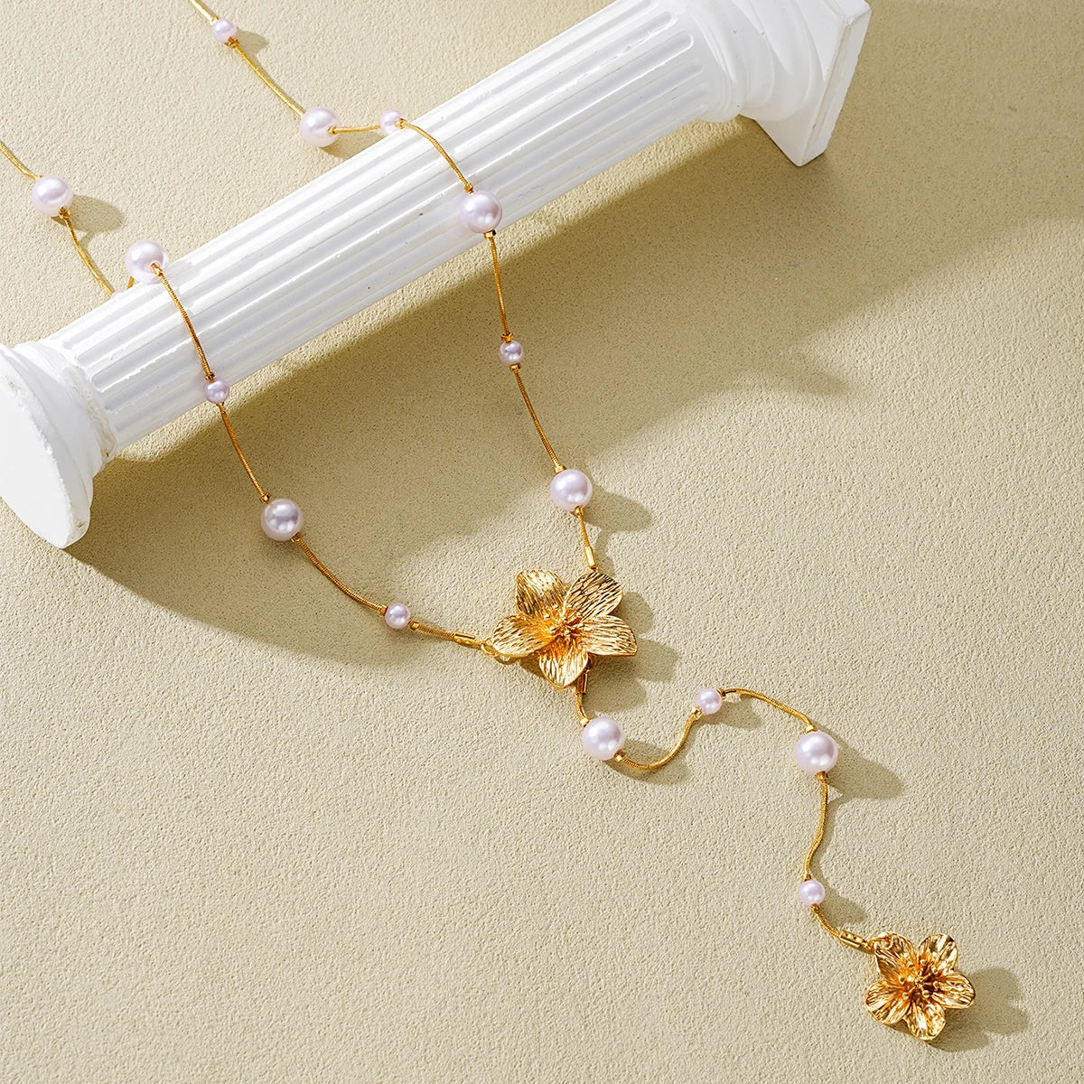 ✨ FloraPearl Elegance Y Necklace