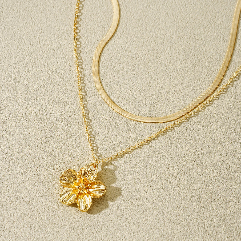 ✨ FloraPearl Elegance Y Necklace