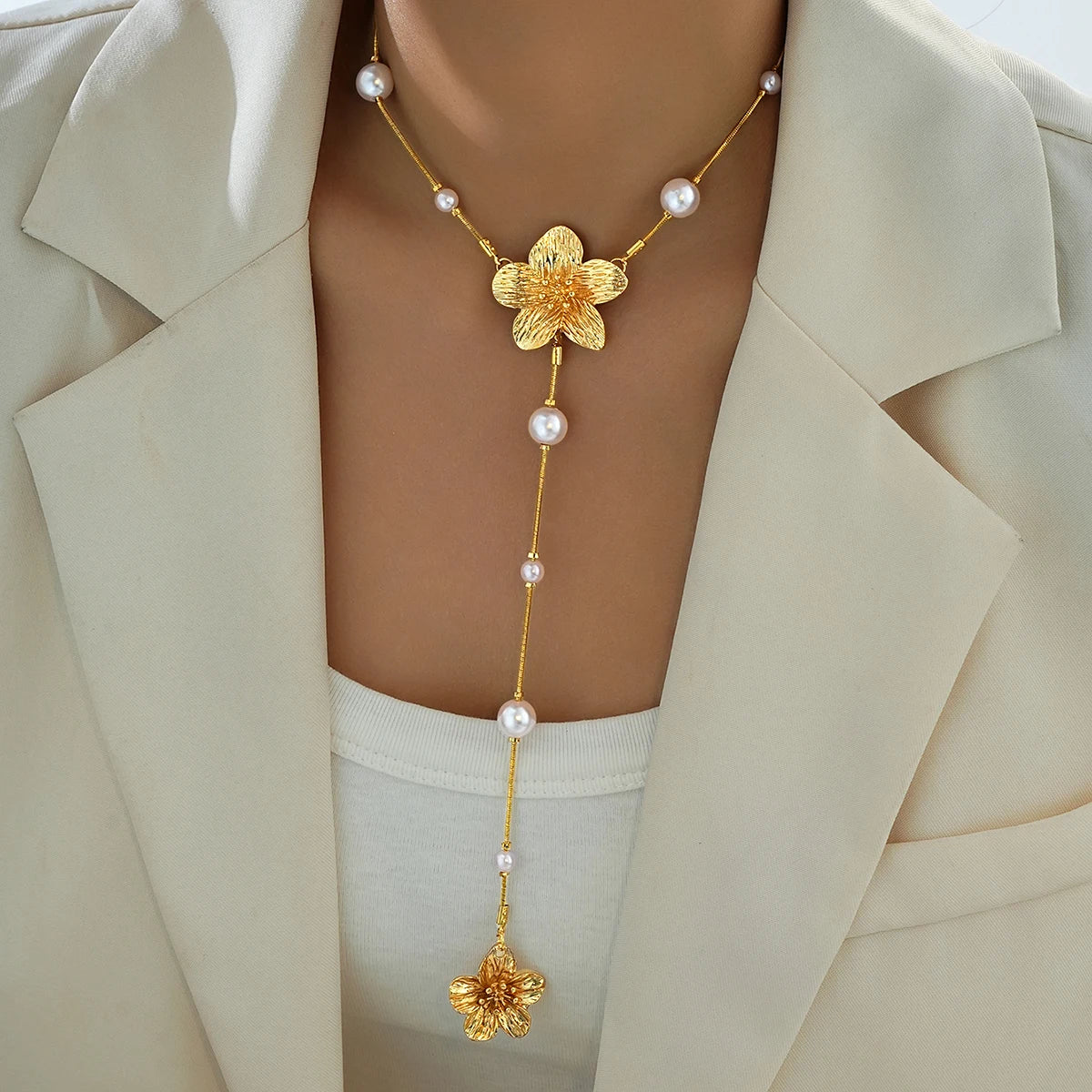 ✨ FloraPearl Elegance Y Necklace
